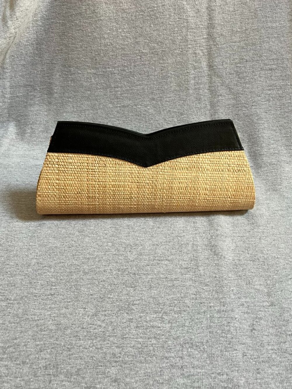 Natural Raffia Woven and Faux Leather Clutch Purse